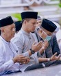 Pekanbaru Bersujud, Wali Kota Pekanbaru dan Ratusan Warga Gelar Salat Istisqa