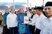 Perkuat Layanan Masyarakat, Wako Pekanbaru Kukuhkan 76 Ketua RT/RW Senapelan
