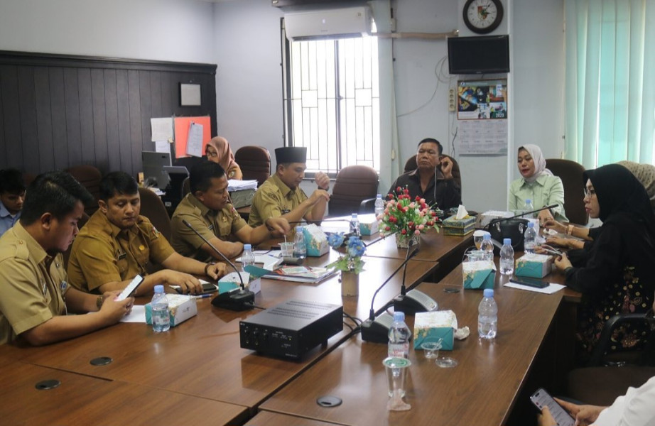 Komisi II Panggil Disperindag Bahas Progres Pedagang Pasar Cik Puan di Kios Sementara