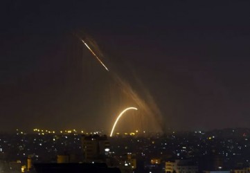 Tembakan Roket Tetap Terjadi Usai Gencatan Senjata di Gaza