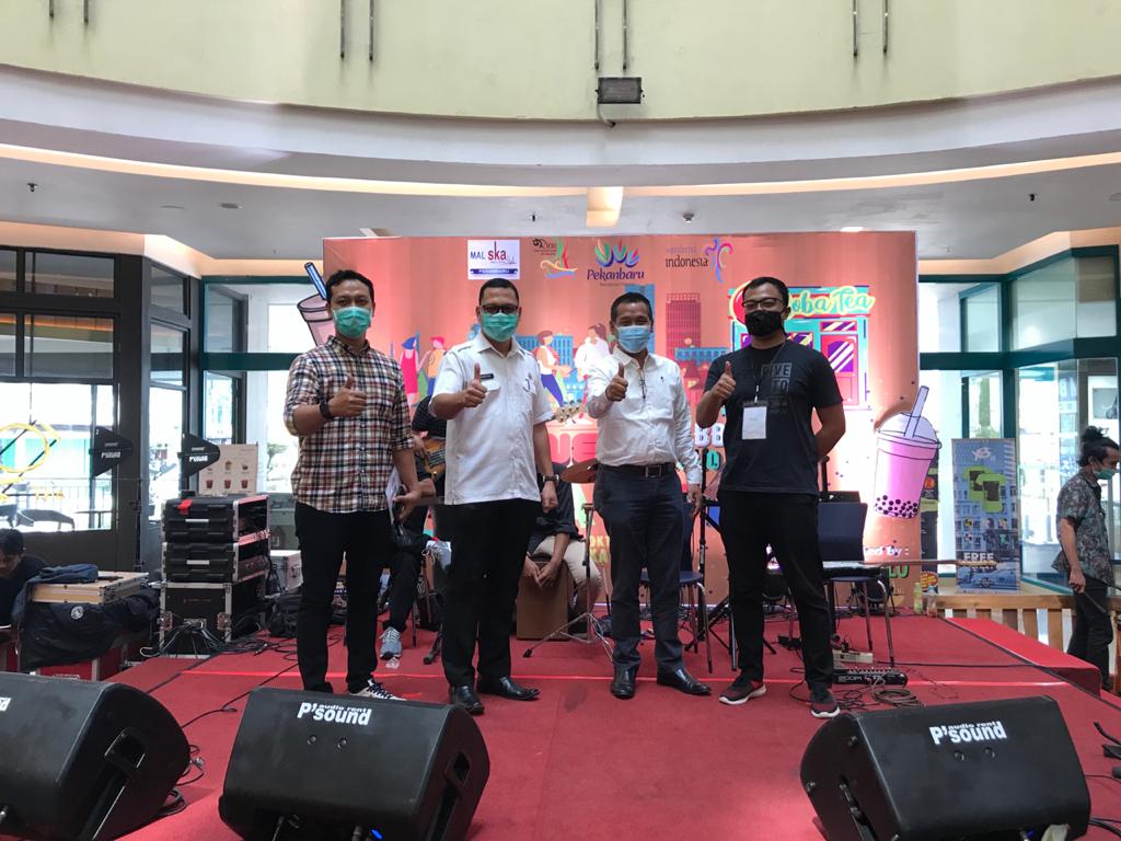 Sekdispar Galakan Gerakan 'Super' Saat Buka Acara Pekanew Hobbies Boba Fest