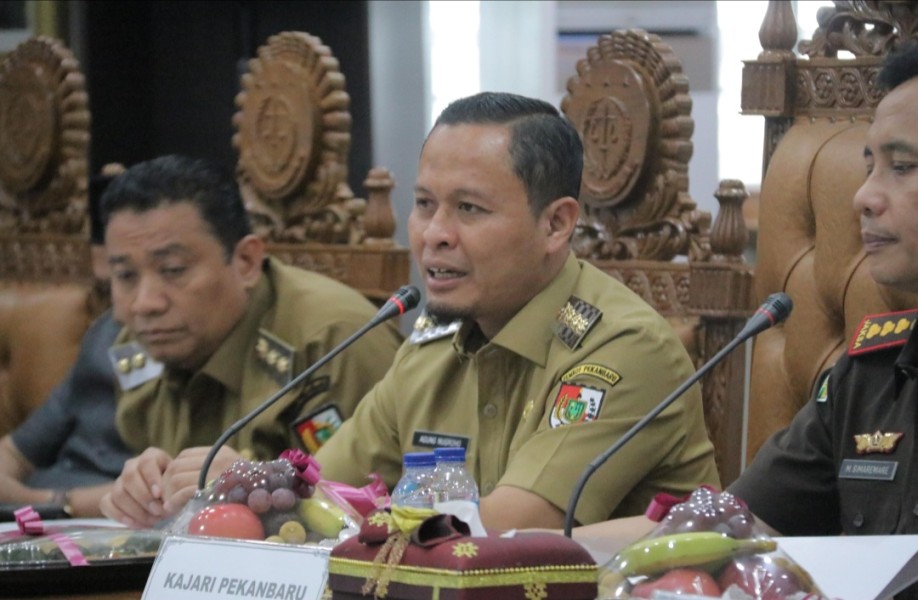 Tim Terpadu Dibentuk Truk Bertonase Besar dan PKL Pekanbaru Bakal Ditertibkan