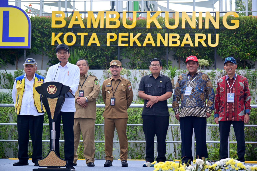 Presiden Jokowi Resmikan SPALDT Bambu Kuning