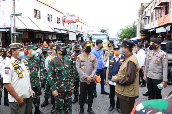 Walikota Pekanbaru Dialog dengan Panglima TNI dan Kapolri di Sela Peninjauan New Normal Life