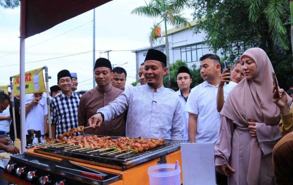 Turun ke Pasar Ramadan, Wako Agung Sosialisasikam Kandungan Bahan Berbahaya