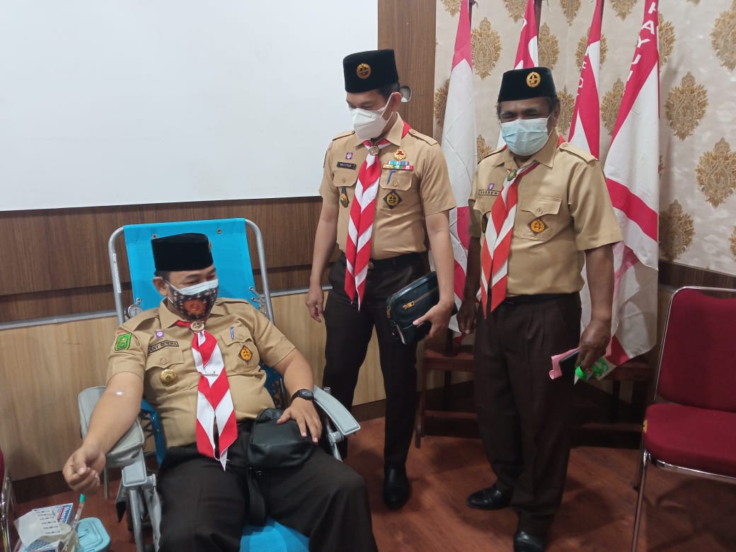 Kwarcab Pramuka Pekanbaru Taja Bakti Donor Darah