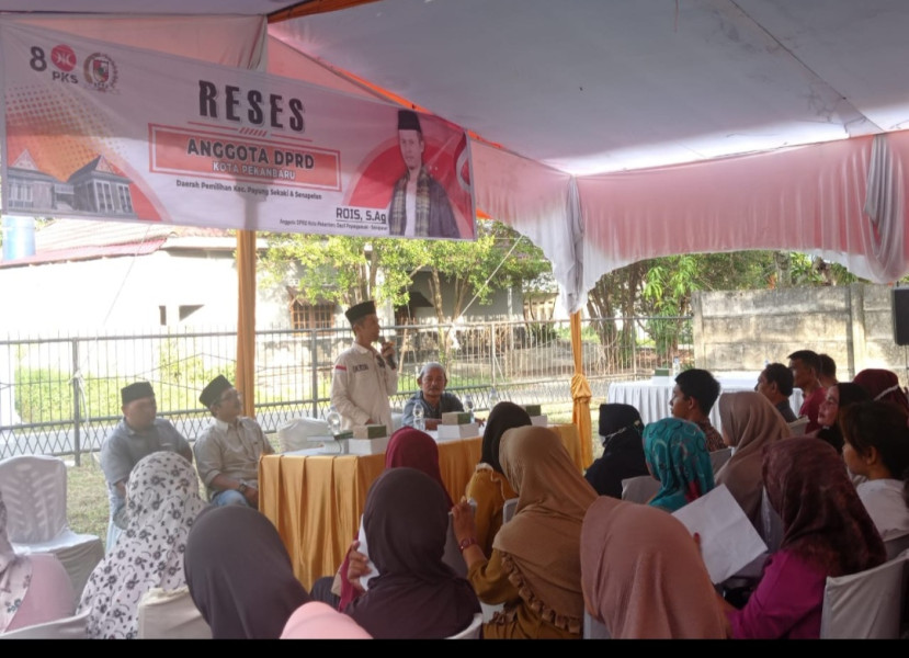 Rois Reses di Labuh Baru Timur, Warga Keluhkan Persoalan PPDB