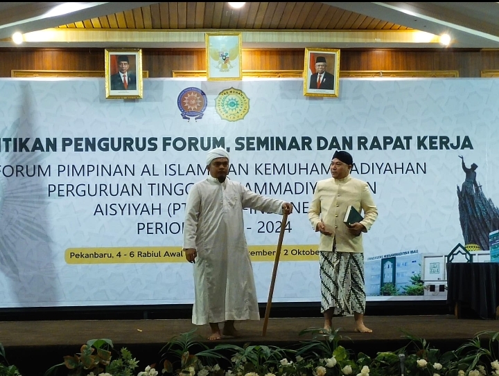 Teater Psikodrama Umri memberi Ruh Pelantikan Forum Pimpinan PTMA Perguruan Tinggi Muhammadiyah