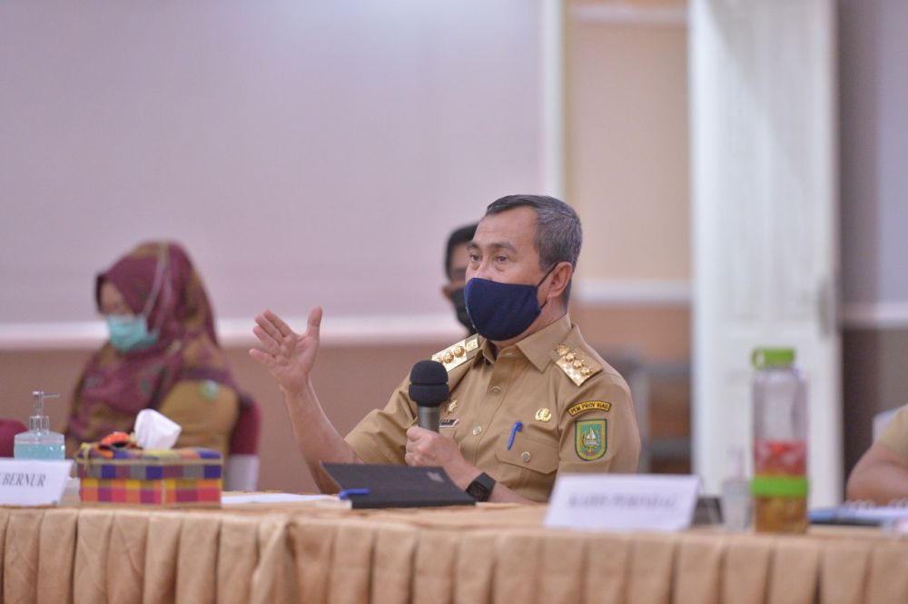 Gubernur Riau Ingatkan Rumah Sakit Siapkan Tempat Tidur Khusus Pasien Positif Covid-19