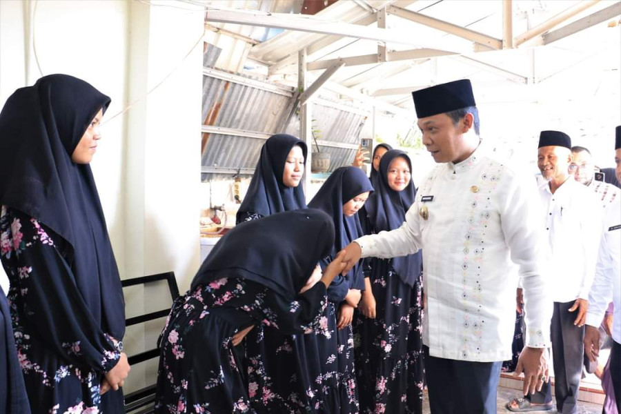 Infak ASN Pemko, Disalurkan Pj Wali Kota Pekanbaru ke Panti Asuhan As - Shohwah