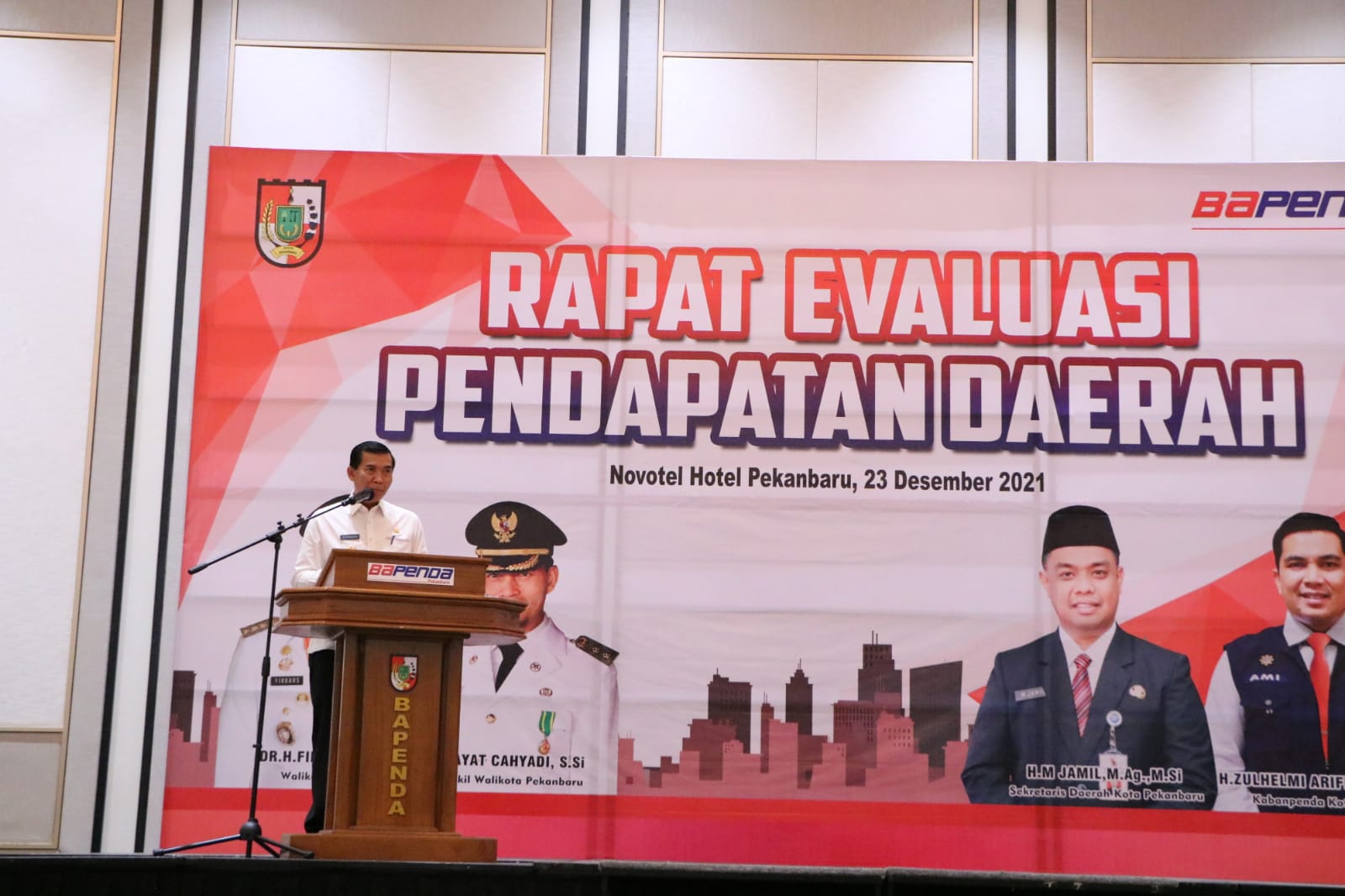 Wako Deadline Tahun Depan Lelang Tiang Reklame Dilakukan