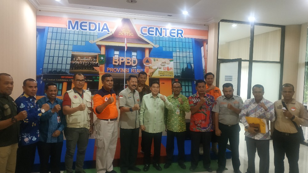 Anggota Komisi VIII DPR RI Achmad Serap Aspirasi Bersama BPBD dan Dinsos se Provinsi Riau