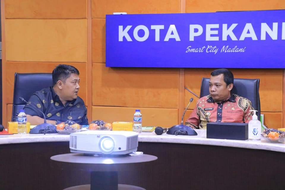 Pj Wali Kota Soroti Kinerja DLHK Mengenai Tata Kelola Sampah di Pekanbaru