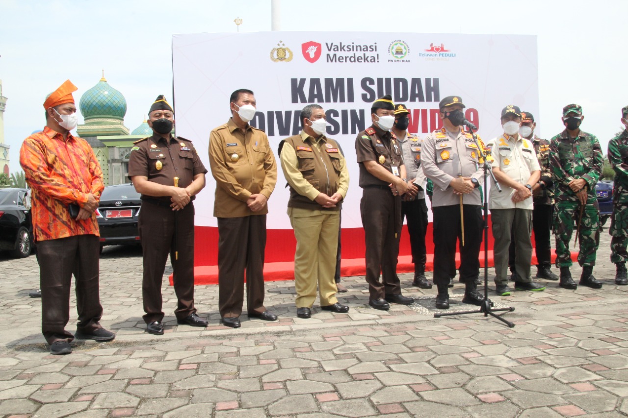 5.100 Warga Jalani Vaksinasi Massal di Masjid Raya An Nur
