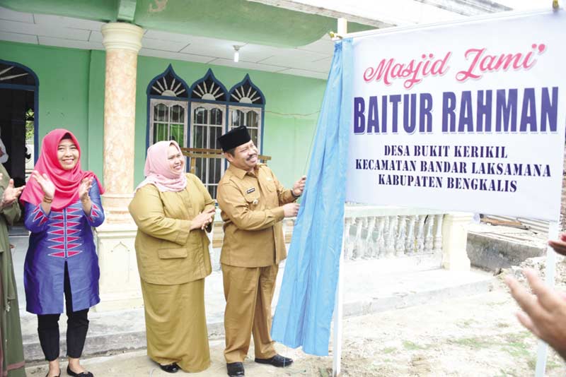 Bupati Resmikan Masjid Jamik Baitur Rahman