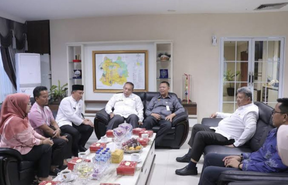 Diskusi Pembangunan RSUD, Wali Kota Solok Kunjungi Pemko Pekanbaru