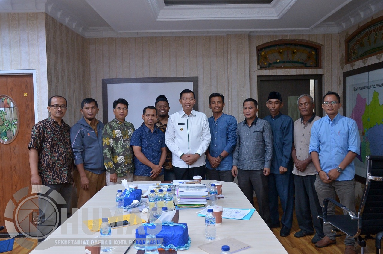 LPM Kelurahan Binawidya Kunjungi Wali Kota Pekanbaru