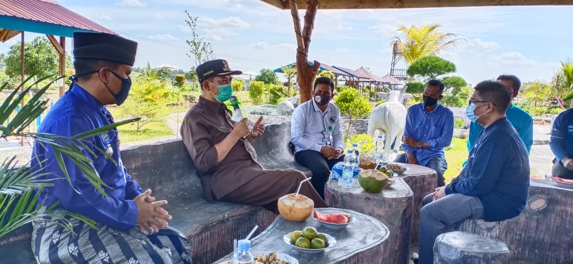 Wali Kota Pekanbaru Saksikan Kontrak Farming Antara PT SPM Bersama Upja Binakarya