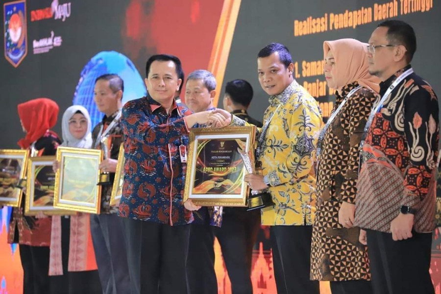 Pemko Pekanbaru Borong Dua Pengharagaan Dalam Ajang APBD Award 2023 dari Kemendagri