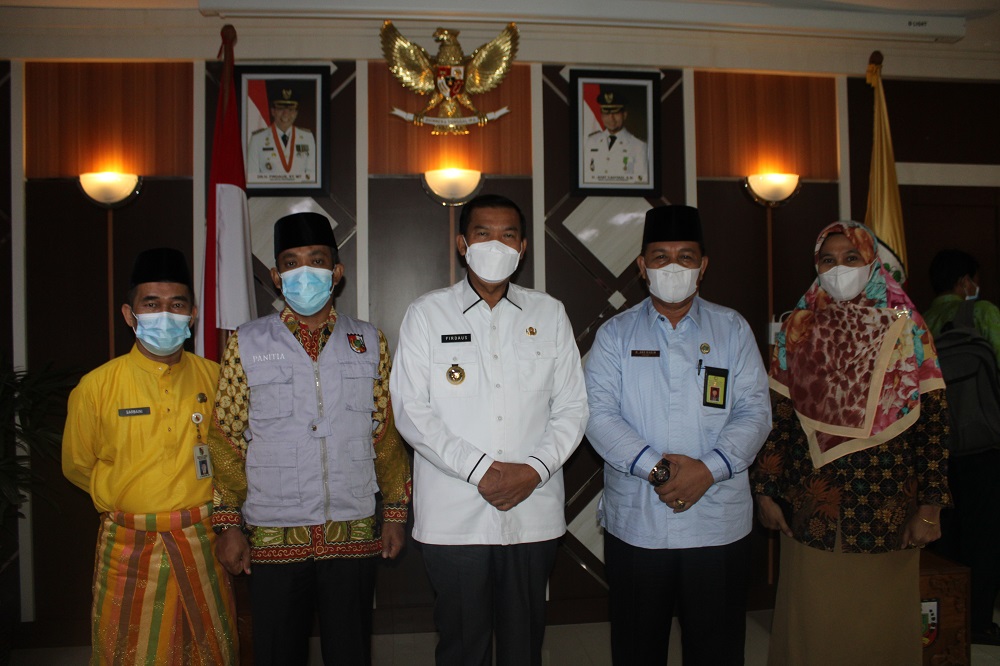 Dukung Gerakan BWI, Wali Kota Pekanbaru Waqafkan 3 Bulan Gajinya