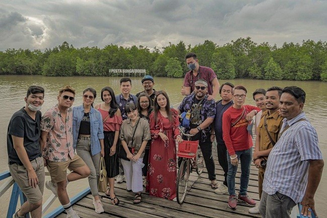 Mantul! Destinasi Ekowisata Mangrove di Desa Bokor Riau 'Diserbu' Turis