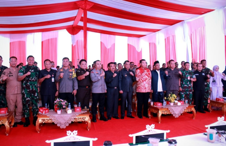 Ketua DPRD Pekanbaru Hadiri Apel Kesiapan Pengamanan Tahun Baru