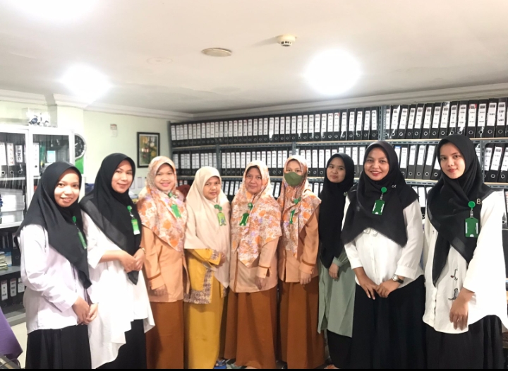 Mahasiswi Akuntansi Umri Laksanakan Program Magang Kampus Merdeka di RSIA Zainab Pekanbaru
