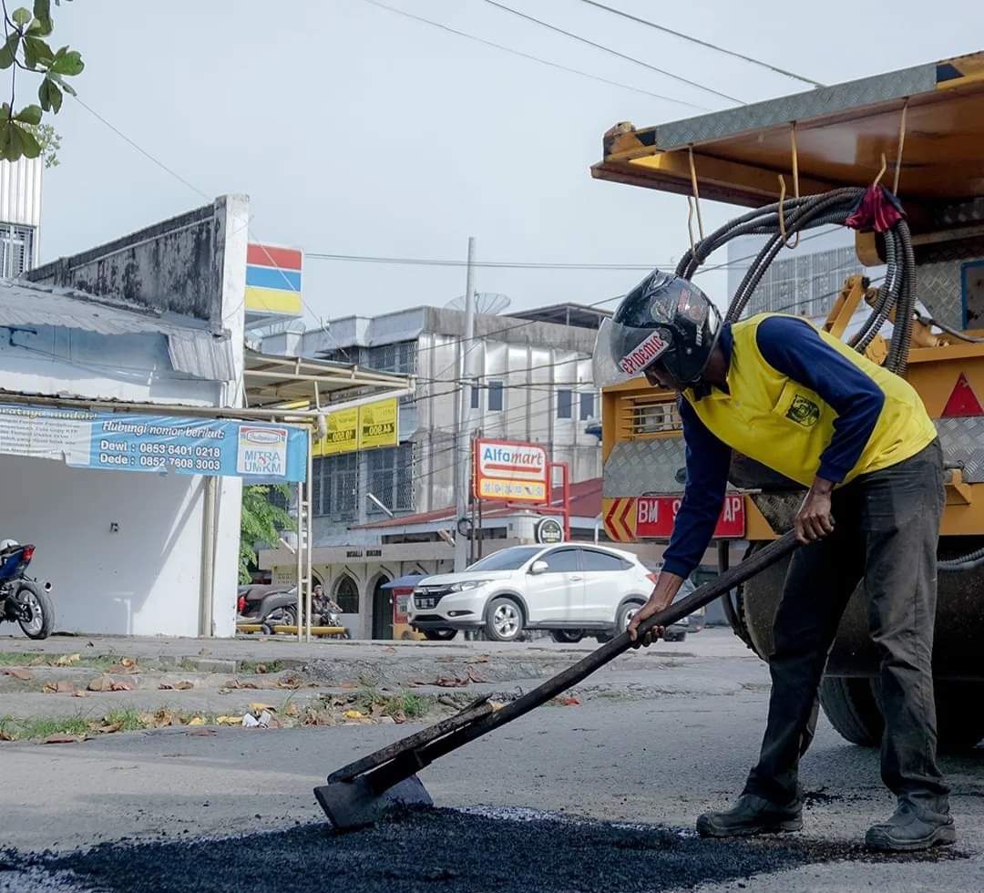 Dalam Tempo Dua Bulan Pemko Pekanbaru Sudah Perbaiki 33 Ruas Jalan