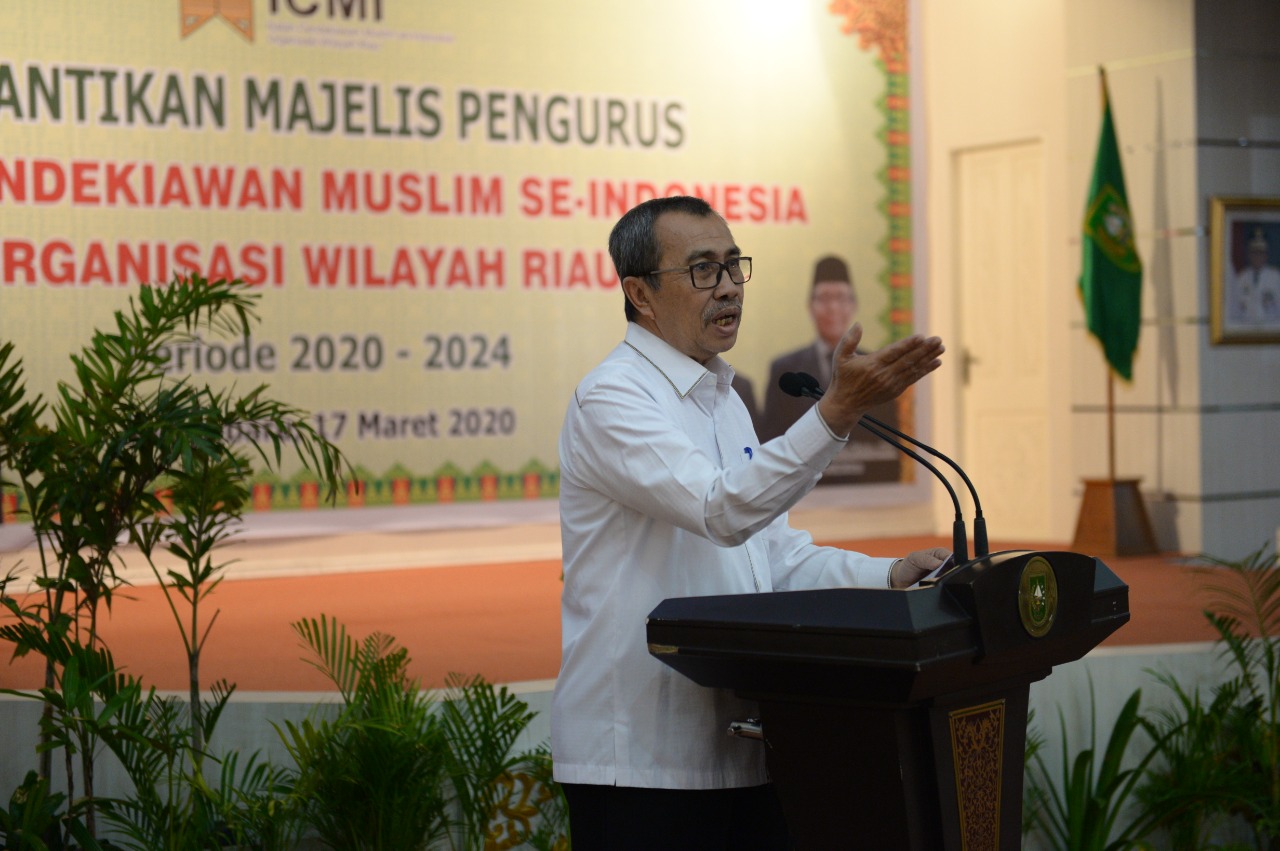 Alaidin Koto Resmi Pimpin ICMI Riau, Ini Harapan Gubri Syamsuar