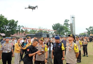 Polda Riau Kerahkan Drone Pendeteksi Suhu Tubuh