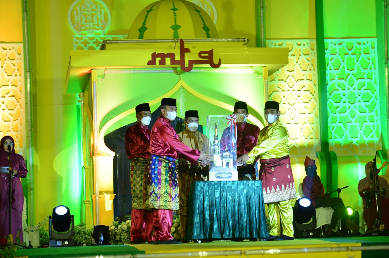 Buka MTQ ke-54 Pekanbaru, Firdaus Sebut Ajang Strategis Bangun SDM Unggul