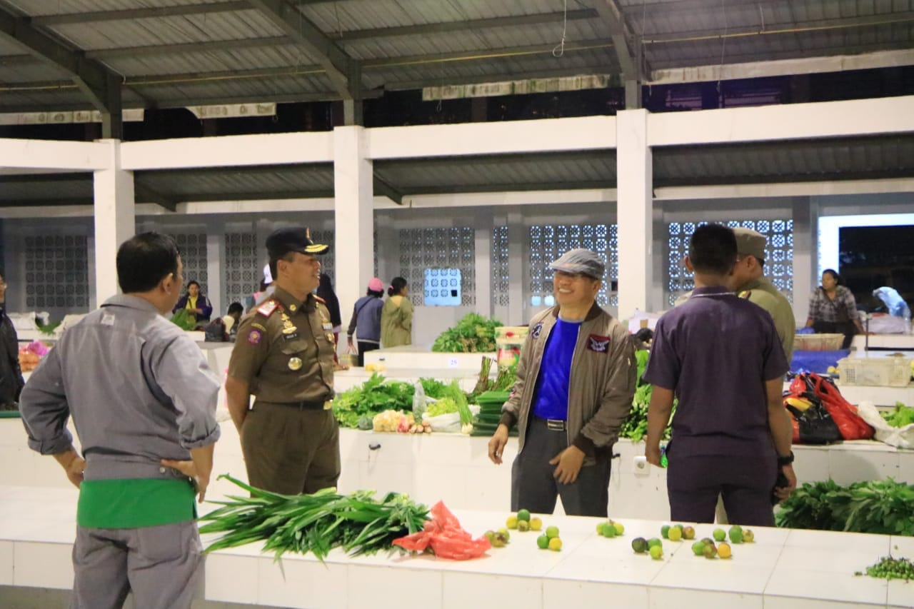 Pedagang Mulai Berjualan di Pasar Higenis