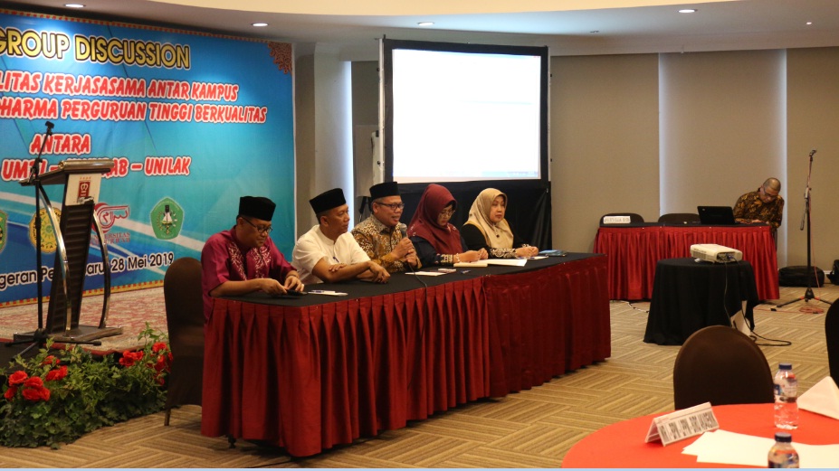 Rektor UMRI Teken Kerjasama Pendidikan dengan 4 Universitas di Pekanbaru.