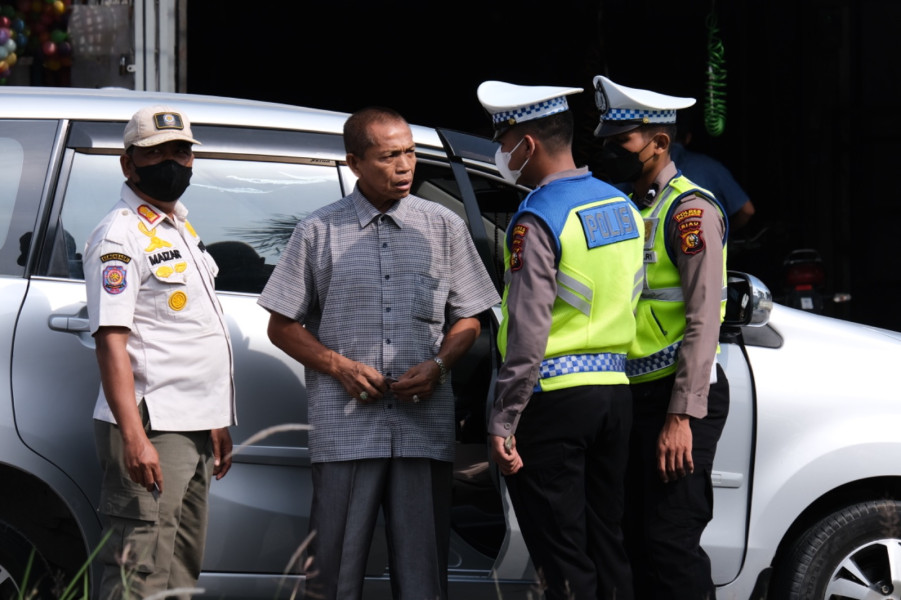 Bapenda Riau Operasi Penertiban Pajak di Pelalawan, Puluhan Kendaraan Terjaring Razia