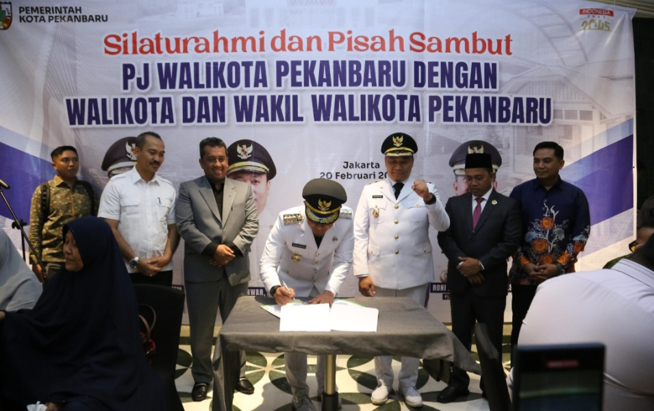 Sertijab Wako dan Wawako Pekanbaru