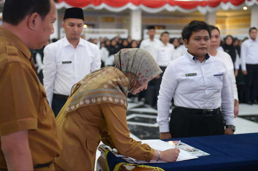 154 PPPK Tenaga Kesehatan Pemprov Riau Terima SK Pengangkatan, Terbanyak di RSUD Arifin Achmad