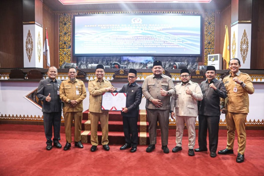 Wako dan Sekdako Hindari Rapat Paripurna, APBD P Pekanbaru Disepakati Rp 3,25 Triliun