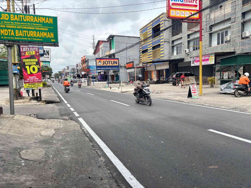 Warga Puas, Ruas Jalan di Pekanbaru Sudah Banyak di Aspal