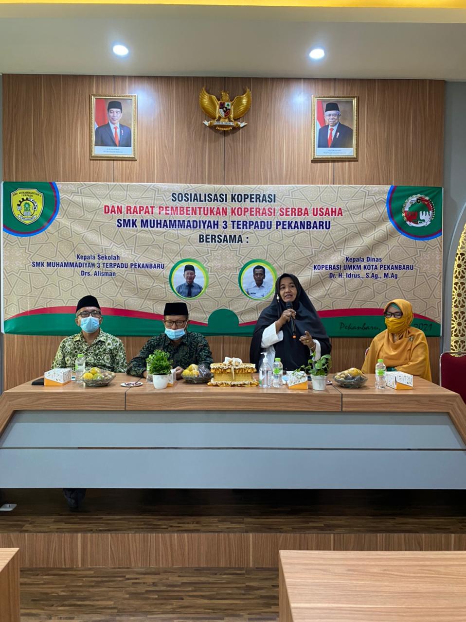 Diskop UKM Hadiri Sosialisasi dan Rapat Pembentukan Koperasi SMK Muhammadiyah 3 Terpadu