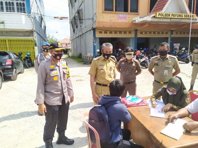 Wawako Pekanbaru Tinjau Razia Protokol Kesehatan