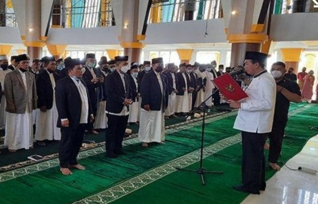 102 Imam Masjid Paripurna Dikukuhkan, Ini Pesan Wali Kota