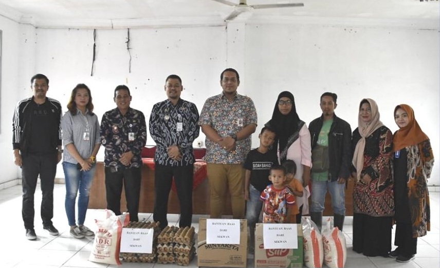 Sekwan DPRD Pekanbaru Menjadi Bapak Asuh Stunting