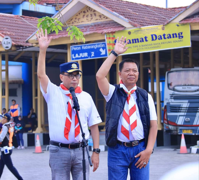 Sekdako Pekanbaru Dampingi Menhub RI Saat Kunker ke Terminal BRPS