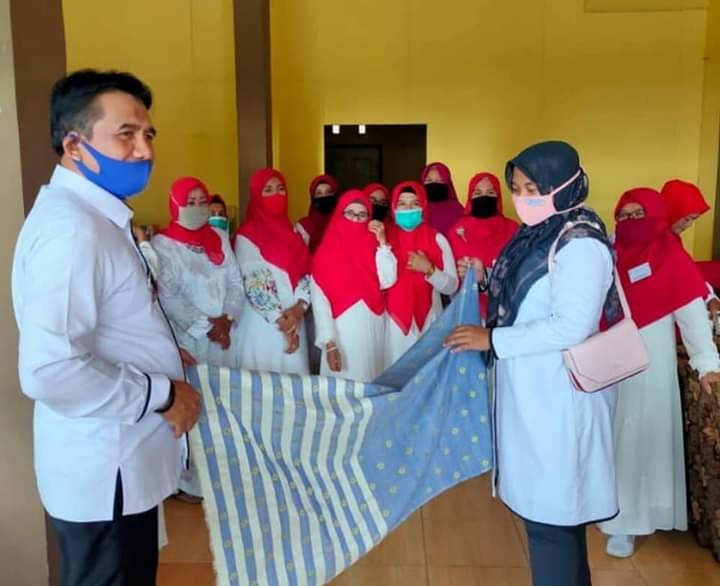 Pelatihan Tenun Songket Pematang Kapau Selesai Digelar