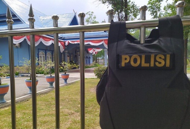 KPK Datang, Pegawai Bagian Umum Setda Bawa Linggis ke Rumah Dinas Walikota Dumai