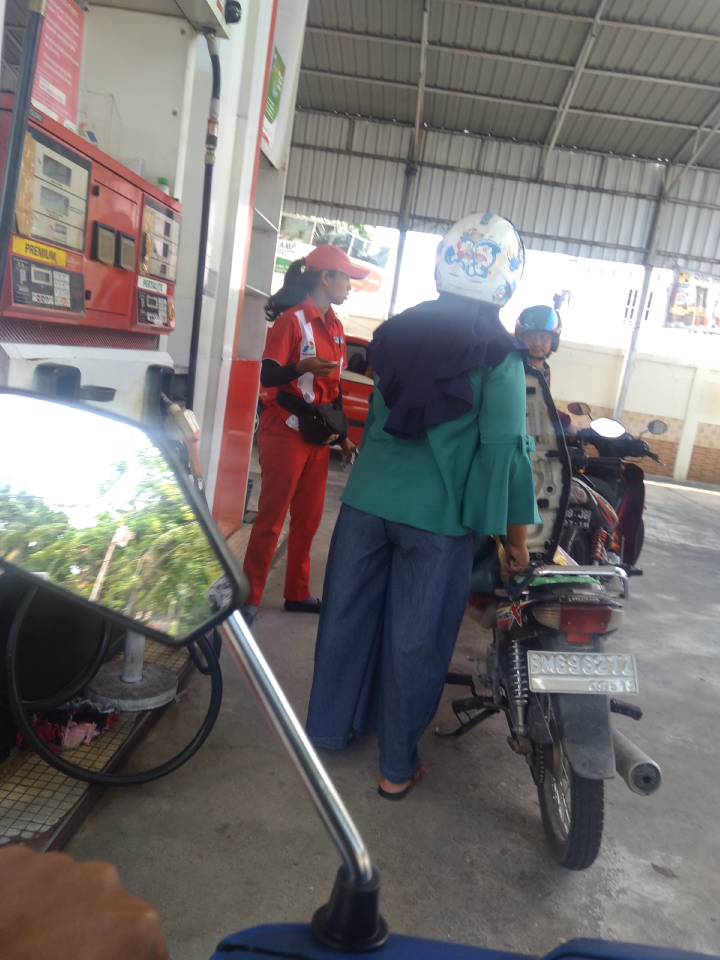 Harga Baru Premium Rp7 Ribu Berlaku Hari Ini Pukul 18.00 WIB